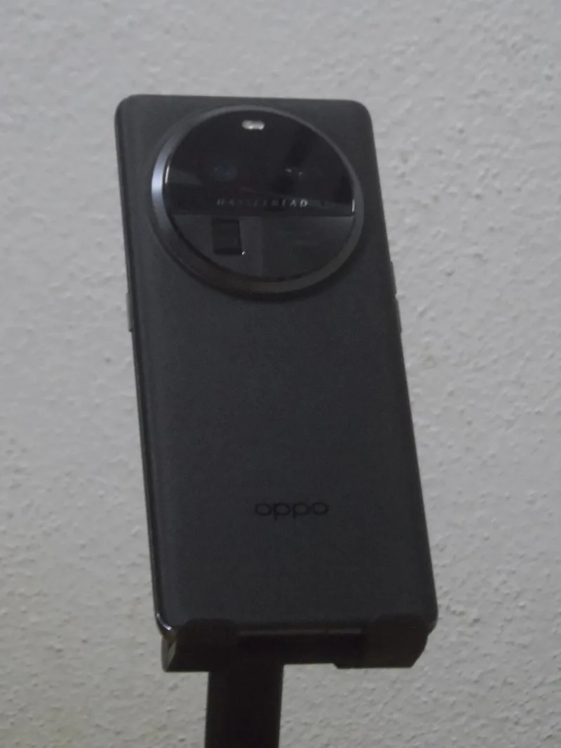 OPPO Find X6 Pro
